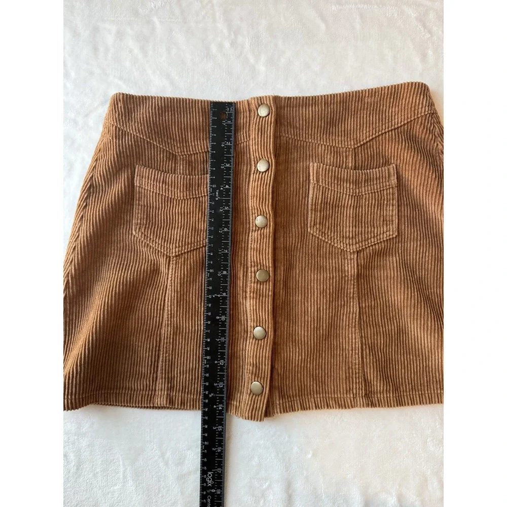 She + Sky Brown Corduroy Button-Front Pocket Mini‎ Skirt Women's Size M Preppy